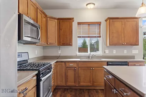 Kitchen - 651 Cameron Loop, Bozeman, MT 59718 photo 5 of 8