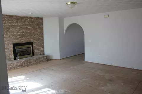 Living - 509 Laknar, Dillon, MT 59725 photo 1 of 3