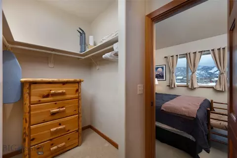 59 E Beartooth Rd, Gallatin Gateway, MT 59730 photo 14
