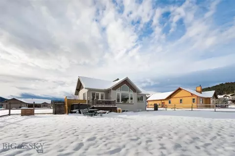 59 E Beartooth Rd, Gallatin Gateway, MT 59730 photo 2