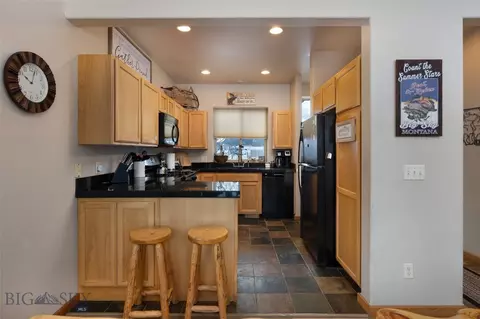 59 E Beartooth Rd, Gallatin Gateway, MT 59730 photo 11