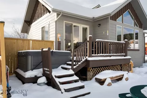 59 E Beartooth Rd, Gallatin Gateway, MT 59730 photo 3