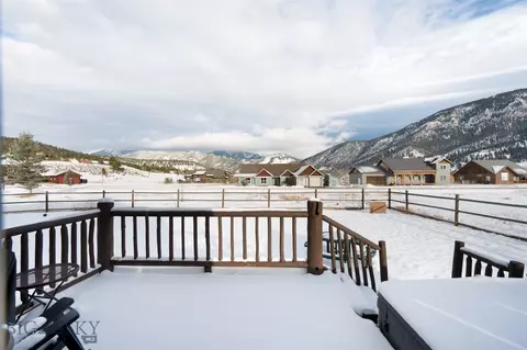 59 E Beartooth Rd, Gallatin Gateway, MT 59730 photo 4