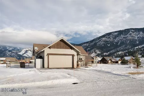 59 E Beartooth Rd, Gallatin Gateway, MT 59730 photo 27