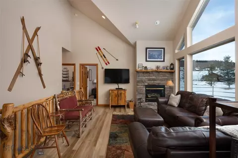 59 E Beartooth Rd, Gallatin Gateway, MT 59730 photo 7