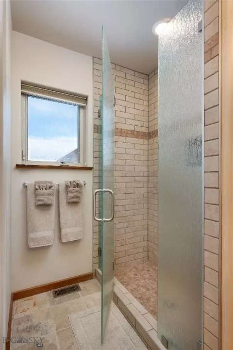 59 E Beartooth Rd, Gallatin Gateway, MT 59730 photo 16