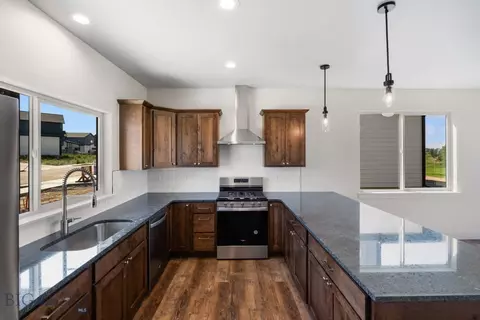 82 Horseshoe Loop, Bozeman, MT 59718 photo 3