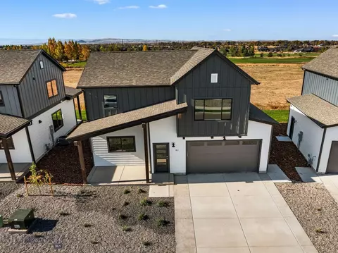 82 Horseshoe Loop, Bozeman, MT 59718 photo 2