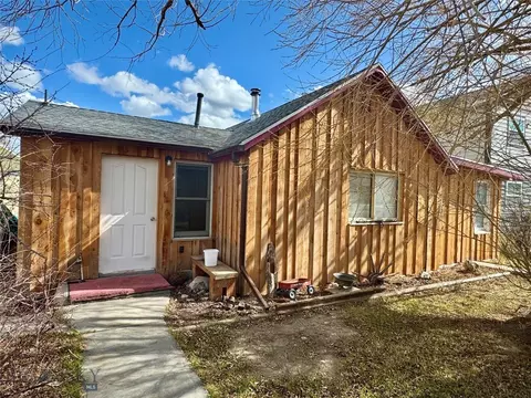1101 E Glendale St, Dillon, MT 59725 photo 2
