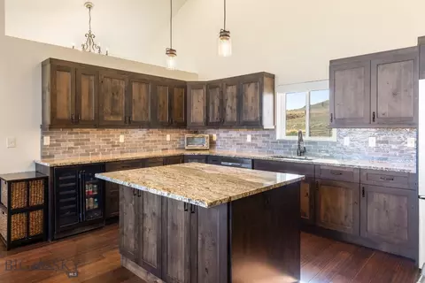 Kitchen - 9 Cedar Ct, Ennis, MT 59729 photo 5 of 8