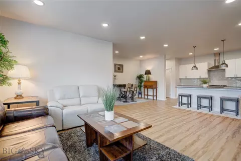 2222 Willow Dr # B, Livingston, MT 59047