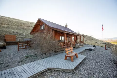 1223 Ruby River Dr, Twin Bridges, MT 59754 photo 2