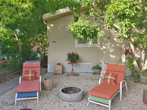 133 W Helena St, Dillon, MT 59725