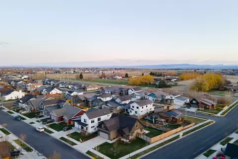 2909 Flurry Ln, Bozeman, MT 59718 photo 5