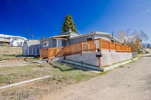 420 North St, Walkerville, MT 59701
