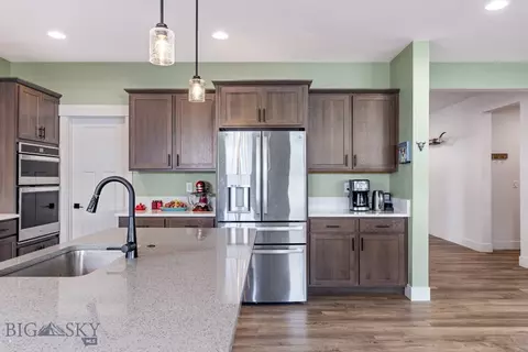 Kitchen - 1508 Deadwood Loop, Belgrade, MT 59714 photo 2 of 6