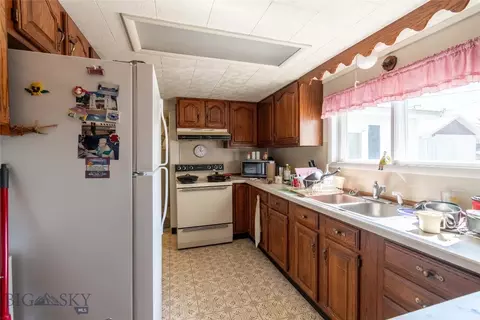 602 Harris, Big Timber, MT 59011 photo 14