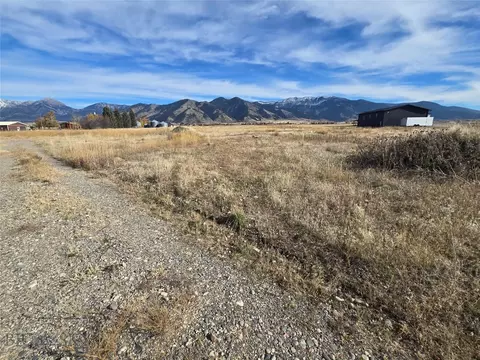 6114 Springhill Rd, Belgrade, MT 59714 photo 5