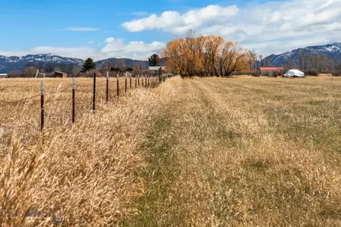 3733 Boulder Blvd, Bozeman, MT 59718 photo 9