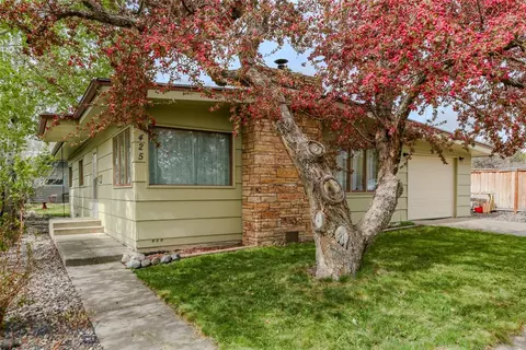 425 N 7th St, Livingston, MT 59047