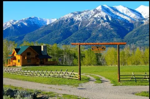 1 Dutchman Trl, Cameron, MT 59720
