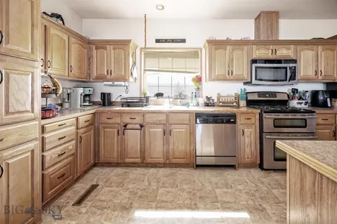 7085 Mt Highway 278, Dillon, MT 59725 photo 9