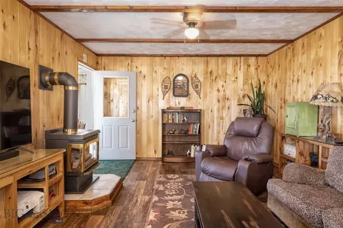 Living - 10 Dons Ln, Dillon, MT 59725 photo 1 of 3