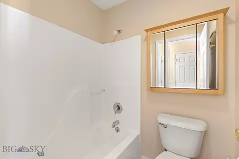 Bath - 305 Michael Grove Ave #E, Bozeman, MT 59718 photo 5 of 5