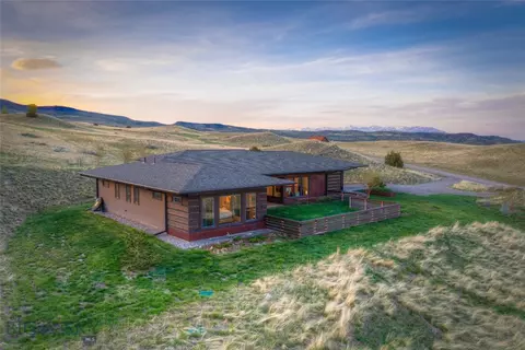 49 Bison Trl, Livingston, MT 59047