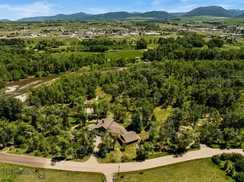 12640 Axtell Gateway Rd, Gallatin Gateway, MT 59730