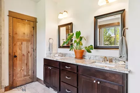 Bath - 2296 Boylan Rd, Bozeman, MT 59715 photo 4 of 8