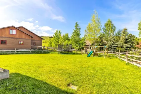 Exterior - 2296 Boylan Rd, Bozeman, MT 59715 photo 11 of 13