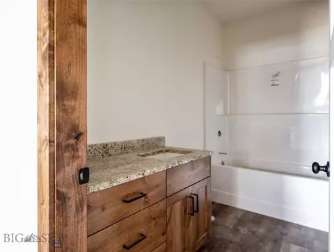 Bath - 26 Thomas Dr, Dillon, MT 59725 photo 2 of 2