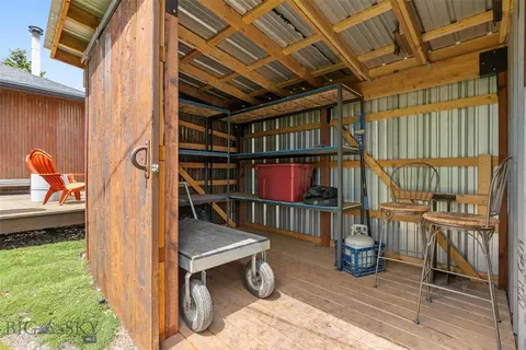 Exterior - 420 N 3rd St, Bozeman, MT 59715 photo 9 of 31