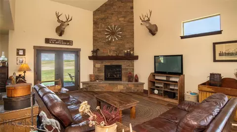 16 Crimson, Three Forks, MT 59752 photo 5