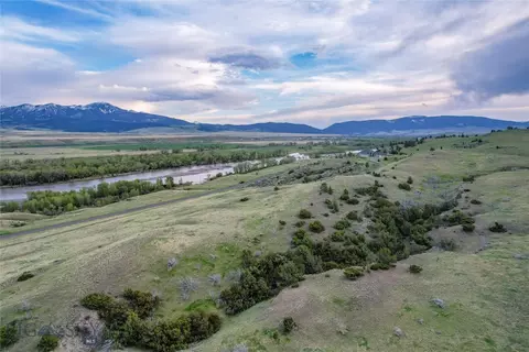 6 Wheatgrass Road, Livingston, MT 59047