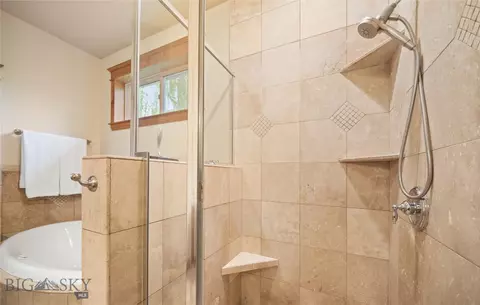 Bath - 1004 Oconnell Dr, Bozeman, MT 59715 photo 8 of 16