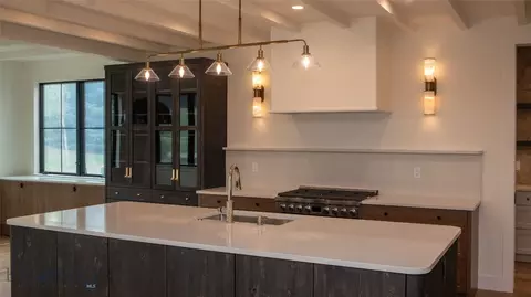 Kitchen - 2276 Snow Flake Ct, Bozeman, MT 59715 photo 4 of 9