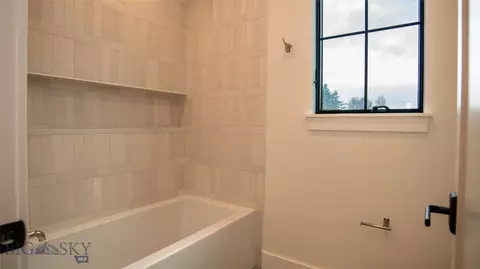 Bath - 2276 Snow Flake Ct, Bozeman, MT 59715 photo 7 of 9