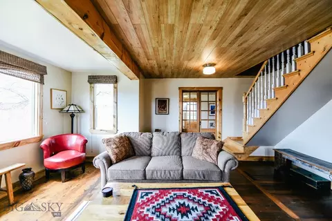 Living - 6325 Highway 91 S, Dillon, MT 59725 photo 2 of 4