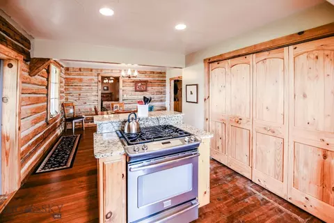 Kitchen - 6325 Highway 91 S, Dillon, MT 59725 photo 2 of 3