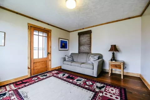 Living - 6325 Highway 91 S, Dillon, MT 59725 photo 3 of 4