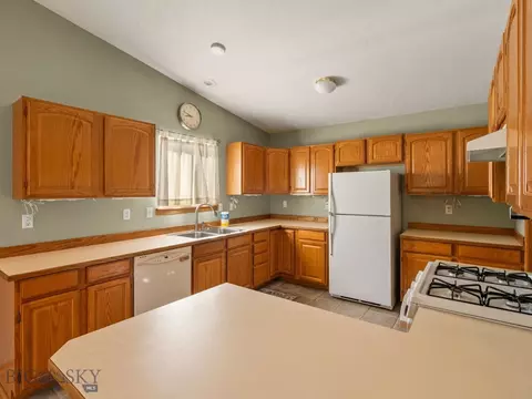 3455 W Cascade, Bozeman, MT 59718 photo 6