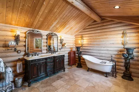 Bath - 2380 Butch Cassidy Dr, Bozeman, MT 59718 photo 4 of 7