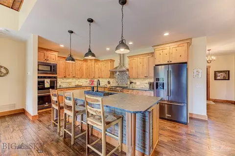Kitchen - 20 Penny Ln, Clancy, MT 59634 photo 3 of 8