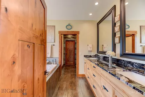 Bath - 20 Penny Ln, Clancy, MT 59634 photo 1 of 5