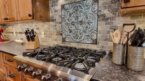 Kitchen - 20 Penny Ln, Clancy, MT 59634 photo 2 of 8