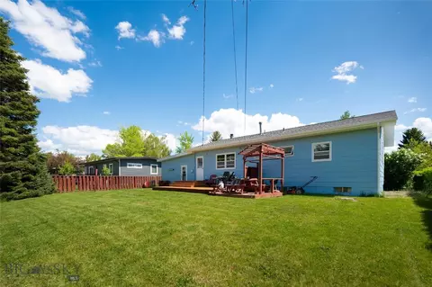 1121 Cherry Dr, Bozeman, MT 59715 photo 3