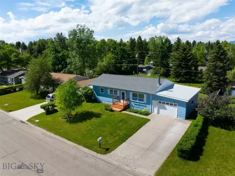 1121 Cherry Dr, Bozeman, MT 59715 photo 2