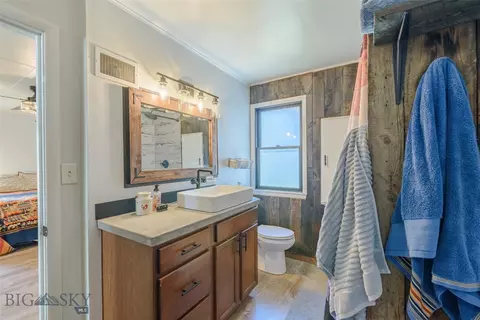Bath - 602 1st Ave E, Three Forks, MT 59752 photo 1 of 4